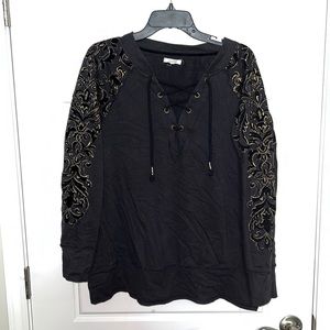 Black Sweatshirt